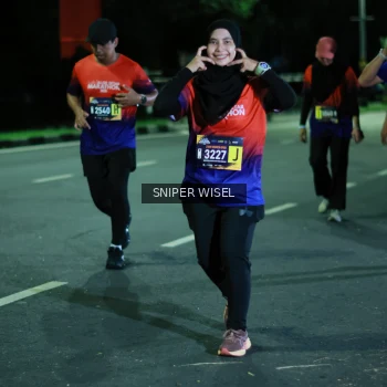 Runner Photo 3516387
