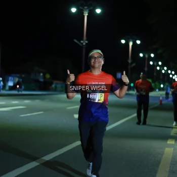 Runner Photo 3516396