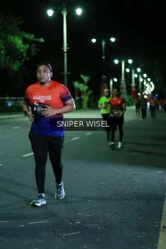 Runner Photo 3516416