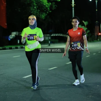 Runner Photo 3516426