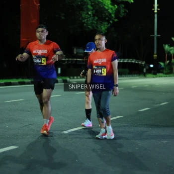 Runner Photo 3516465