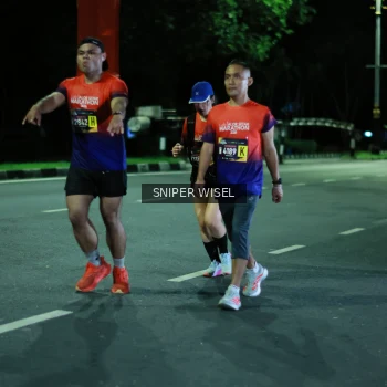 Runner Photo 3516472