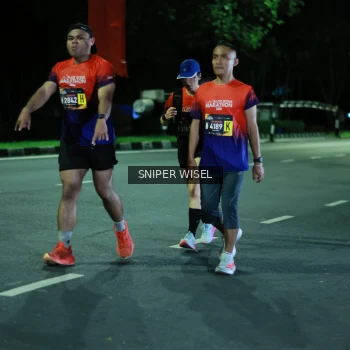 Runner Photo 3516474
