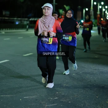 Runner Photo 3516531