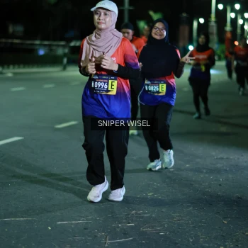 Runner Photo 3516535