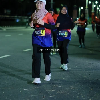 Runner Photo 3516541