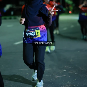 Runner Photo 3516545