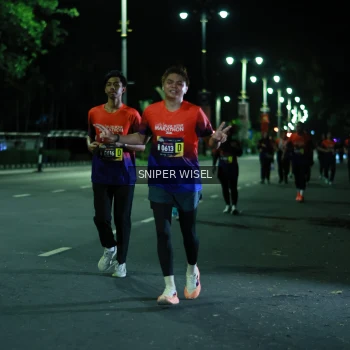 Runner Photo 3516690