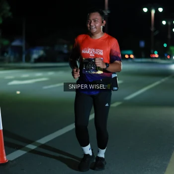 Runner Photo 3516693