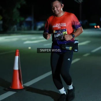 Runner Photo 3516700