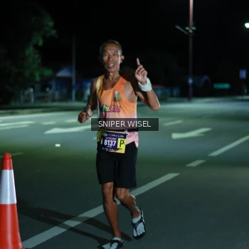 Runner Photo 3516764