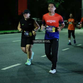 Runner Photo 3516770