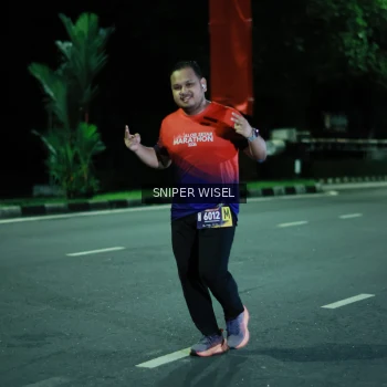Runner Photo 3516778