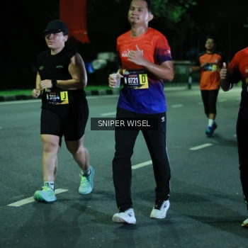 Runner Photo 3516781