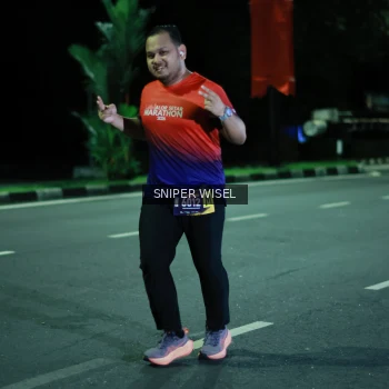 Runner Photo 3516794