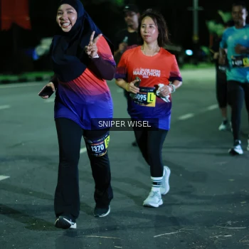 Runner Photo 3516796