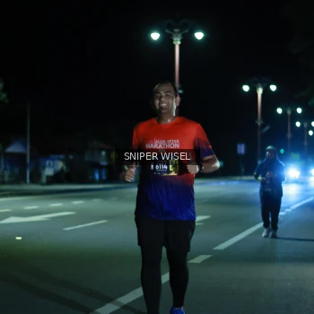 Runner Photo 3516797