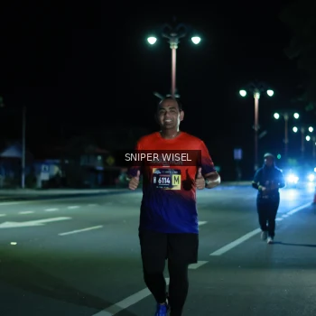 Runner Photo 3516800