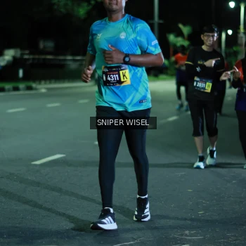 Runner Photo 3516804
