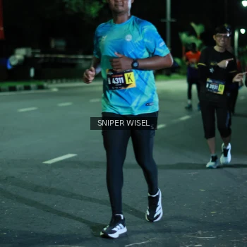 Runner Photo 3516807