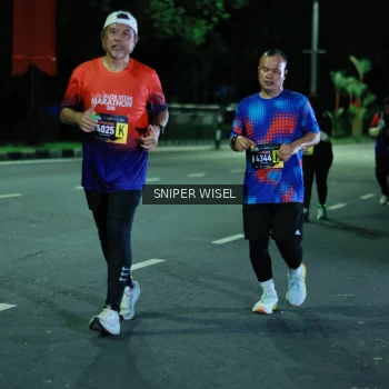 Runner Photo 3516867