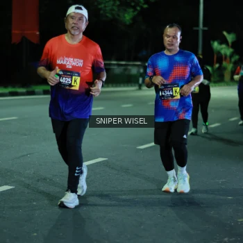 Runner Photo 3516869