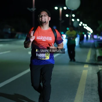 Runner Photo 3516878
