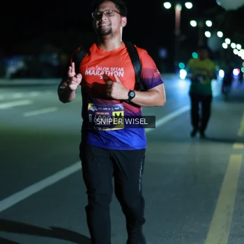 Runner Photo 3516887