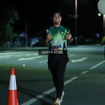 Runner Photo 3516911