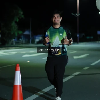 Runner Photo 3516915