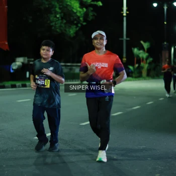 Runner Photo 3516940