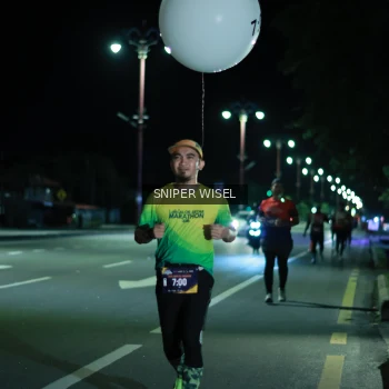 Runner Photo 3516943