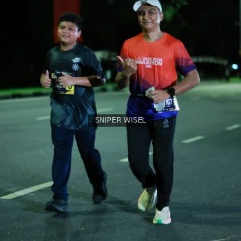 Runner Photo 3516949