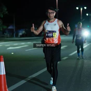Runner Photo 3516985