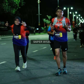 Runner Photo 3516988
