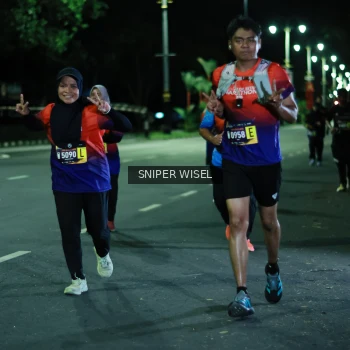 Runner Photo 3516991