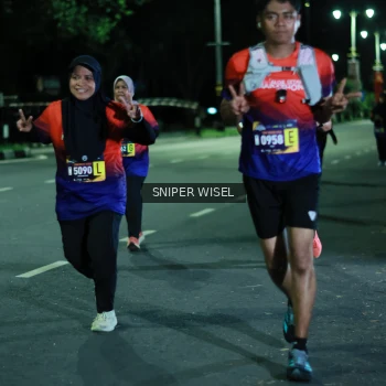 Runner Photo 3517004