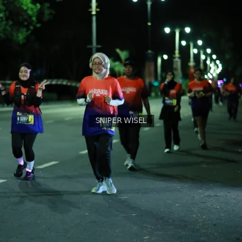 Runner Photo 3517056