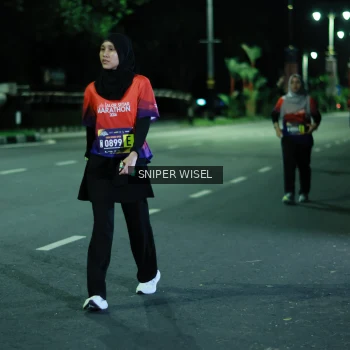 Runner Photo 3517069