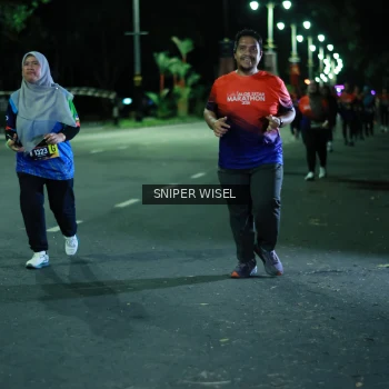 Runner Photo 3517100
