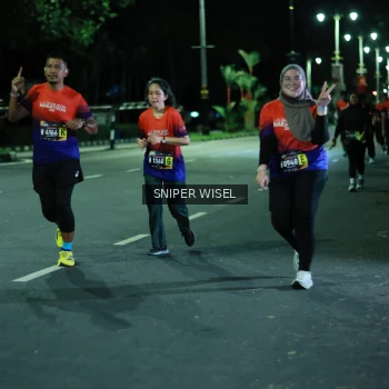 Runner Photo 3517116