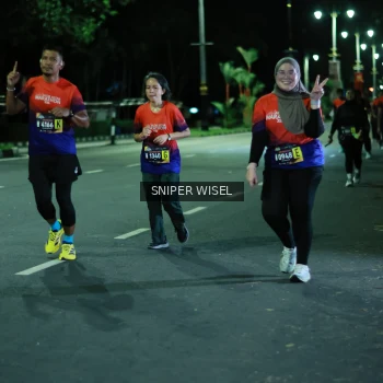 Runner Photo 3517118