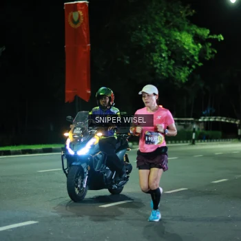 Runner Photo 3517172