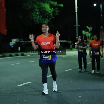 Runner Photo 3517173