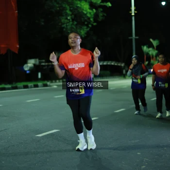 Runner Photo 3517175