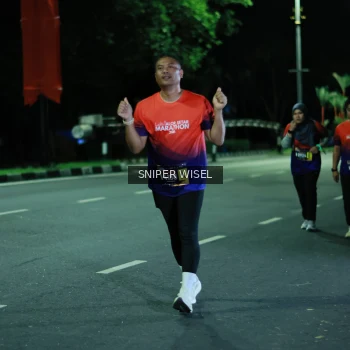 Runner Photo 3517180