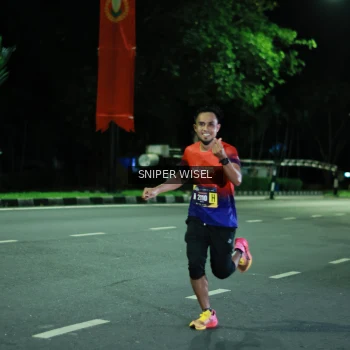 Runner Photo 3517239