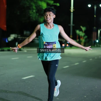 Runner Photo 3517295