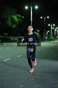 Runner Photo 3517309