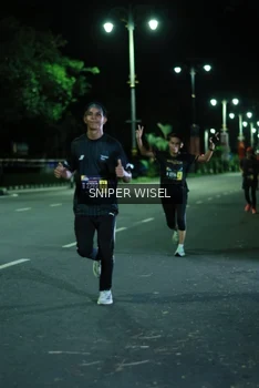 Runner Photo 3517410